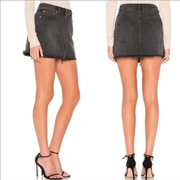 WE THE FREE Zip-It Up Black Denim Skirt Size 28 - Picture 1 of 9